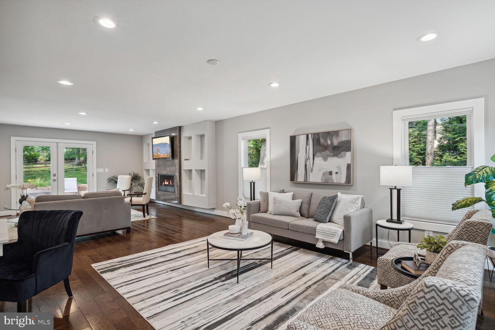 BEVERLY FARMS - Residential