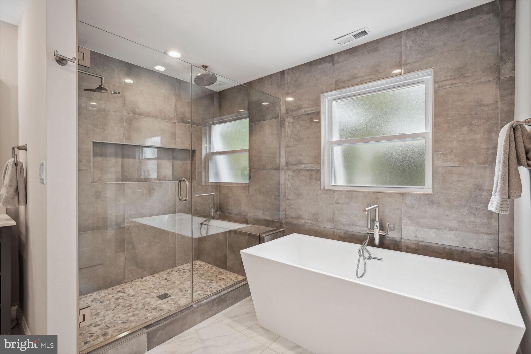 BEVERLY FARMS - Residential