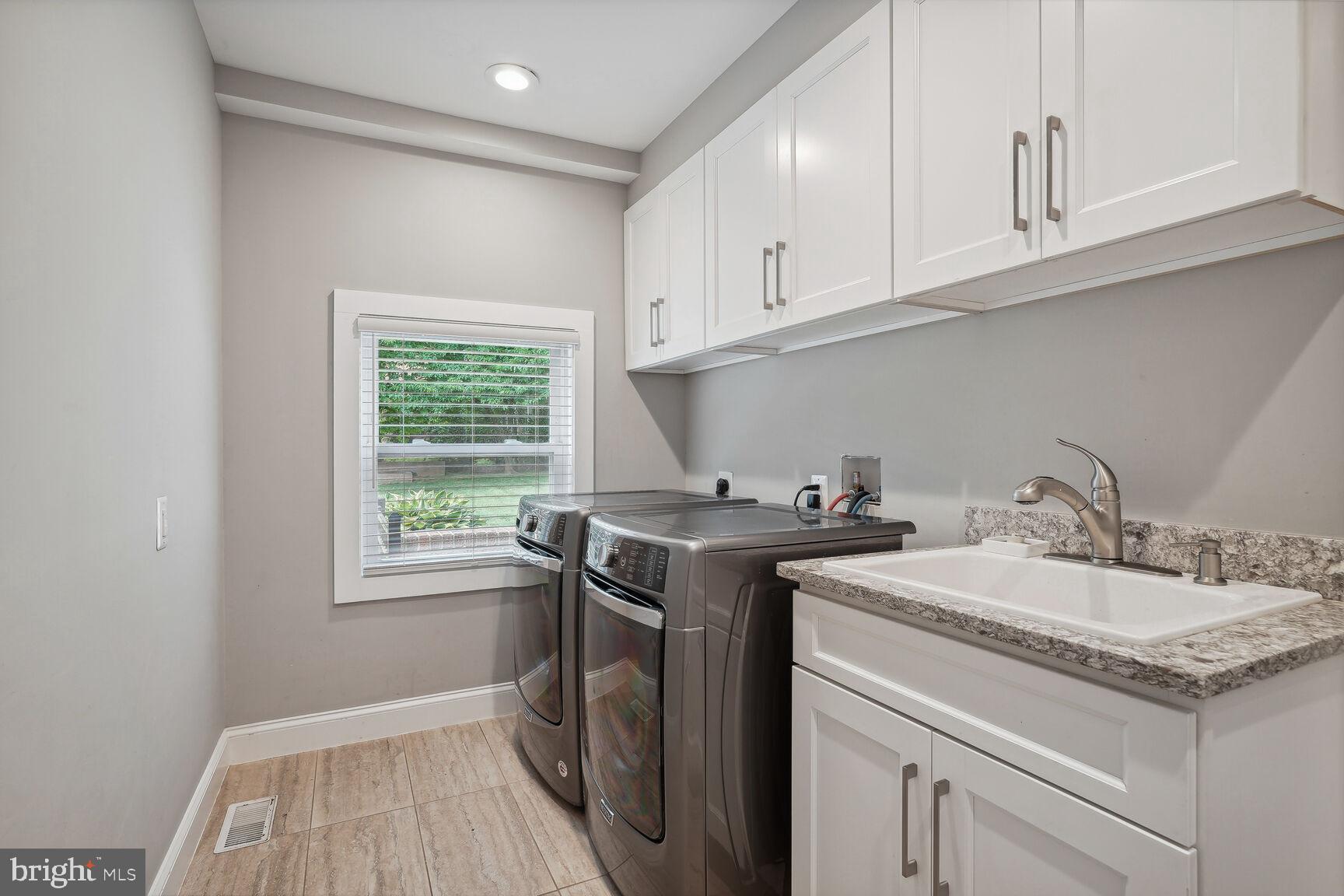 BEVERLY FARMS - Residential