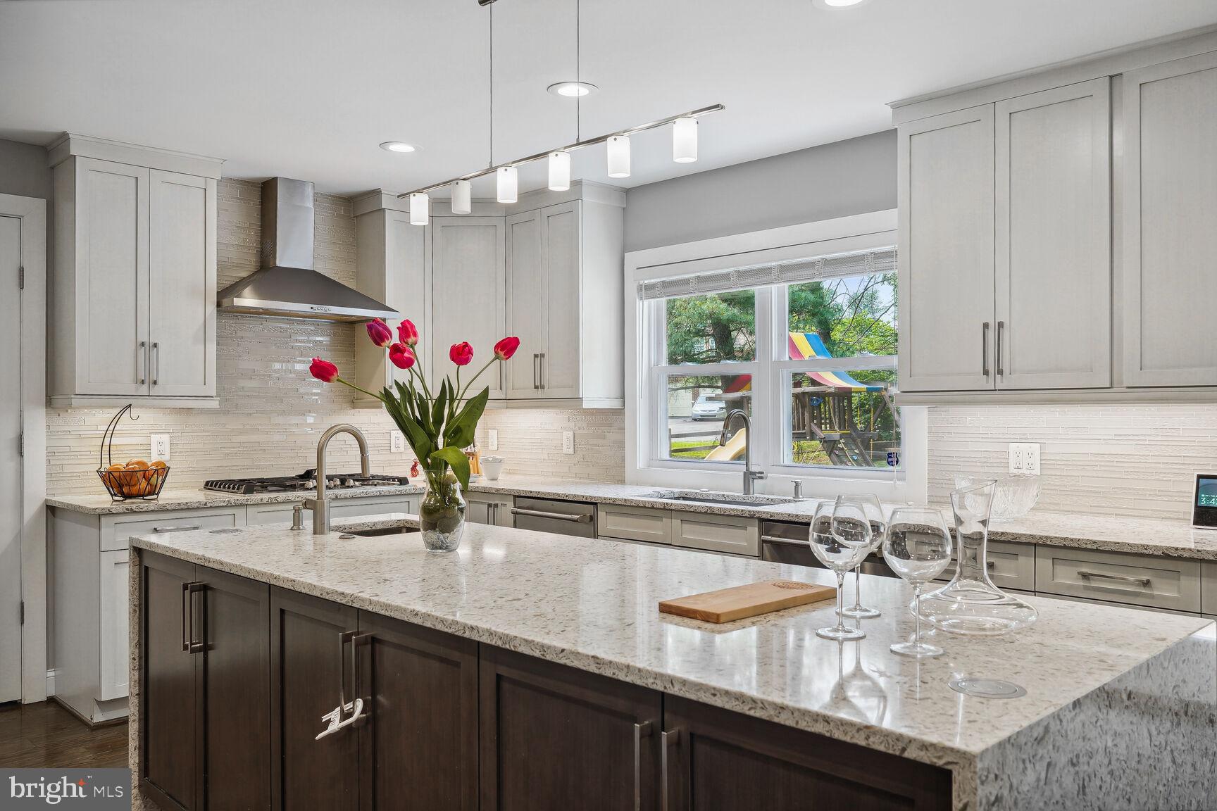 BEVERLY FARMS - Residential