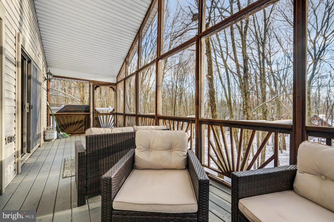 BRIER CREST WOODS - Residential