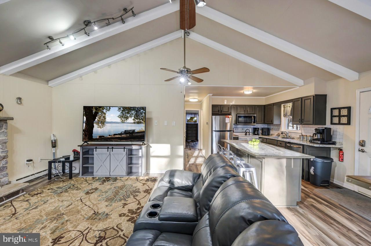 BRIER CREST WOODS - Residential