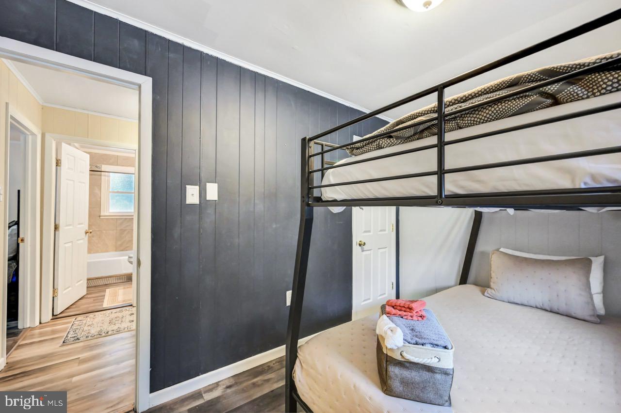 BRIER CREST WOODS - Residential