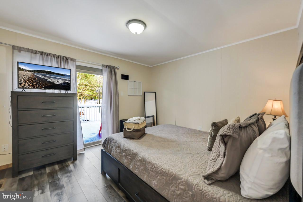 BRIER CREST WOODS - Residential