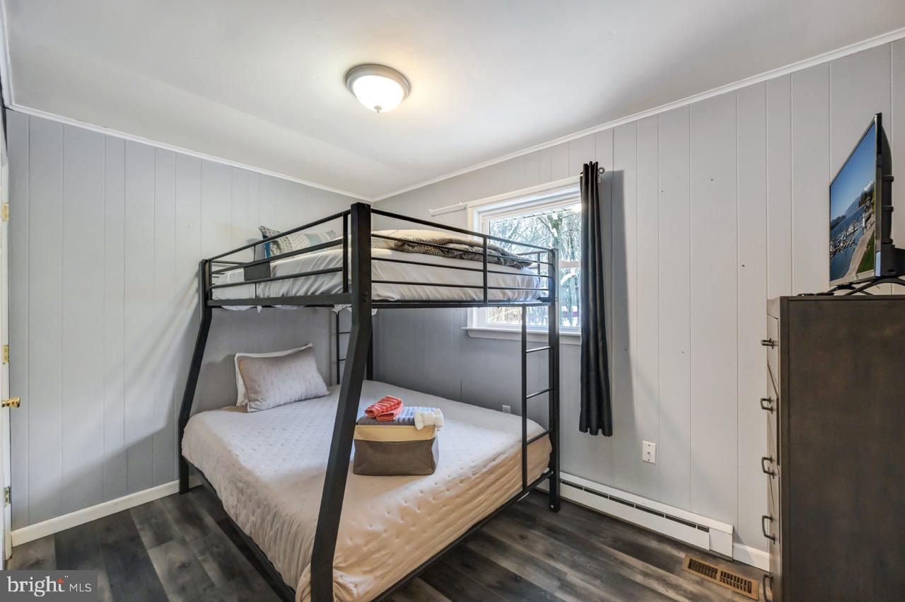 BRIER CREST WOODS - Residential