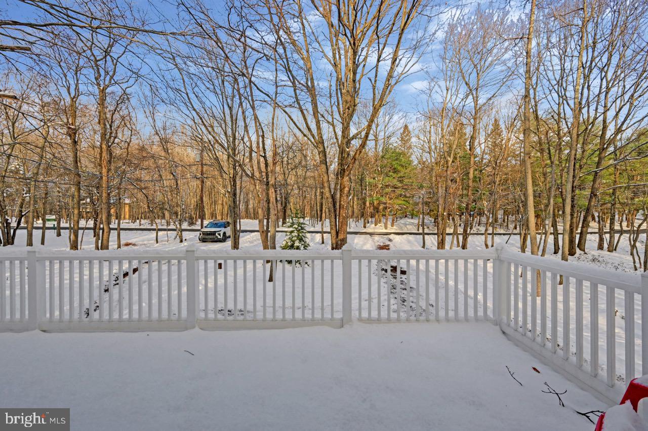 BRIER CREST WOODS - Residential