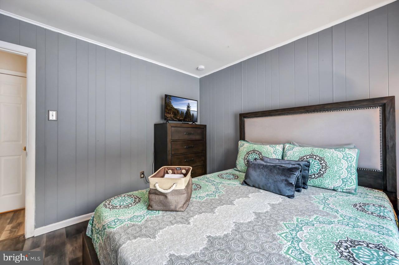 BRIER CREST WOODS - Residential