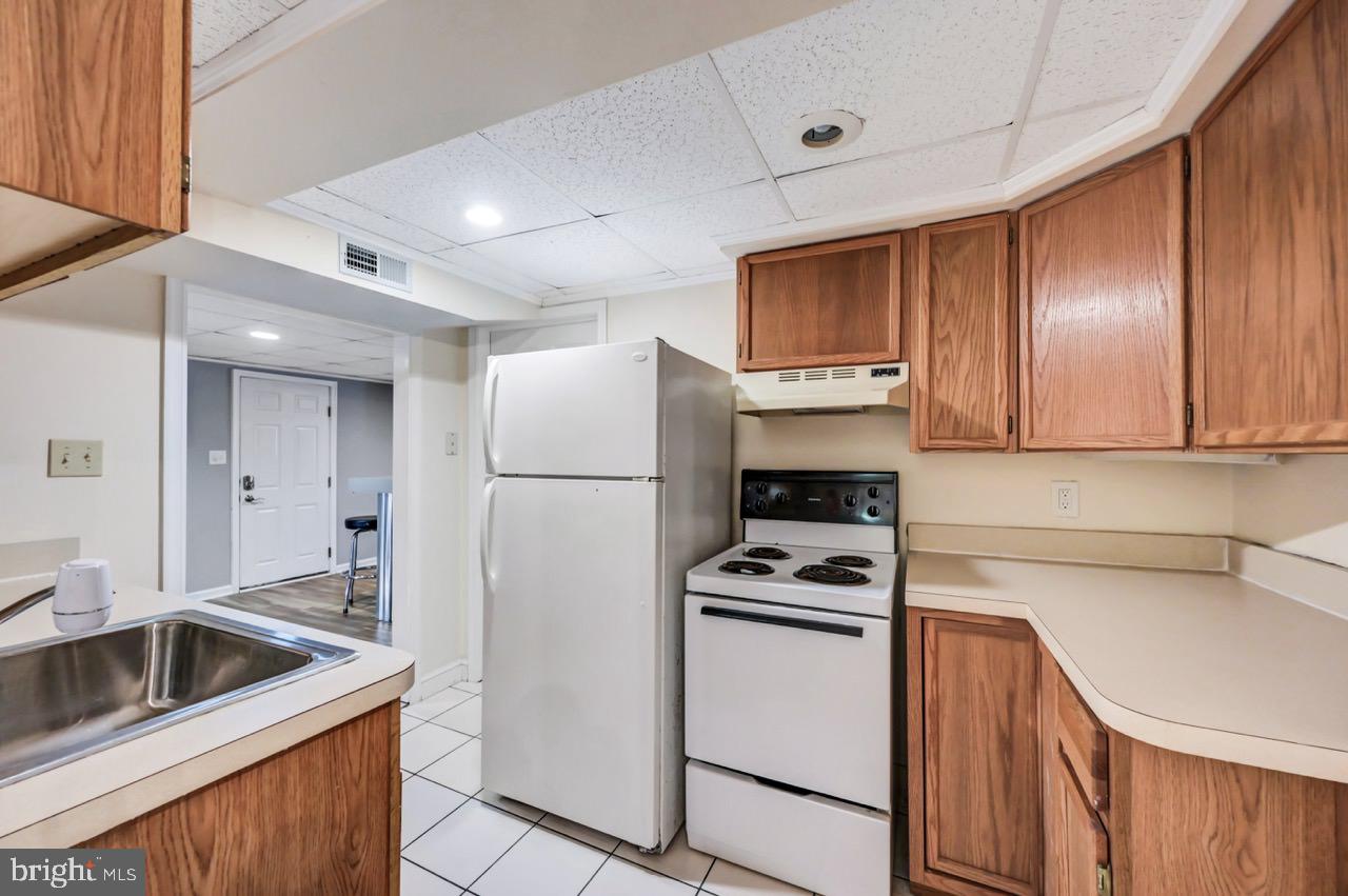 BRIER CREST WOODS - Residential