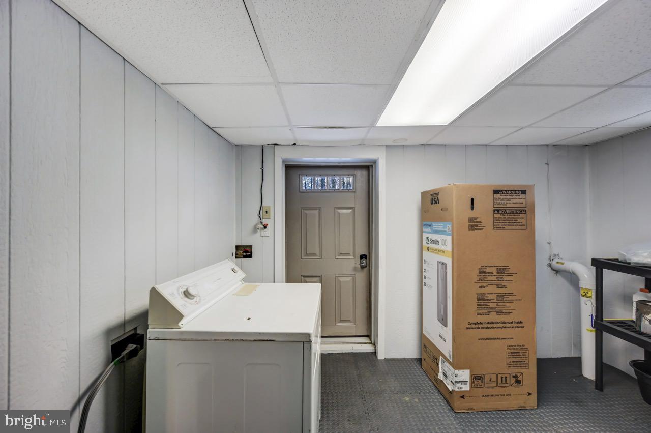 BRIER CREST WOODS - Residential