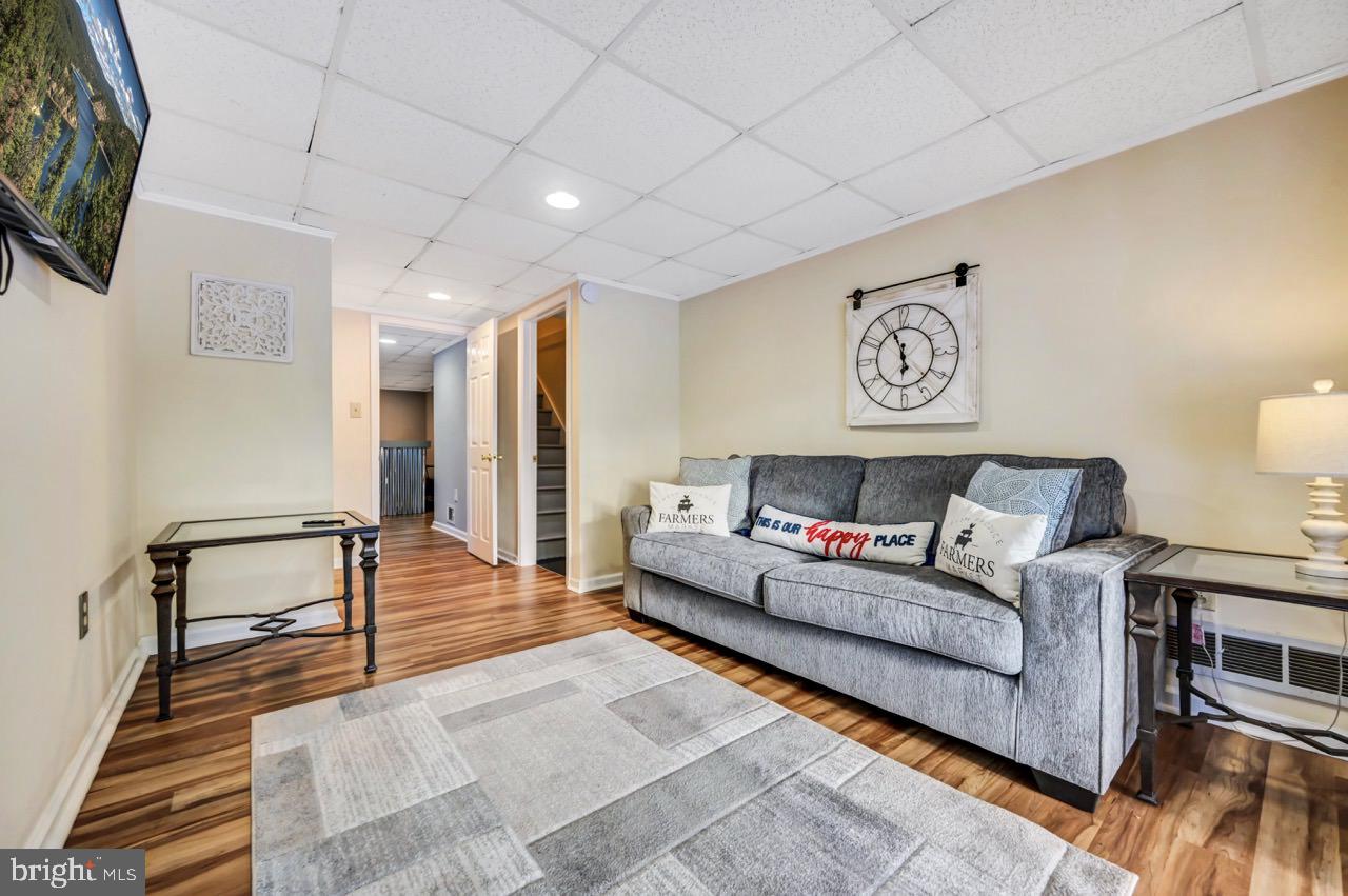 BRIER CREST WOODS - Residential