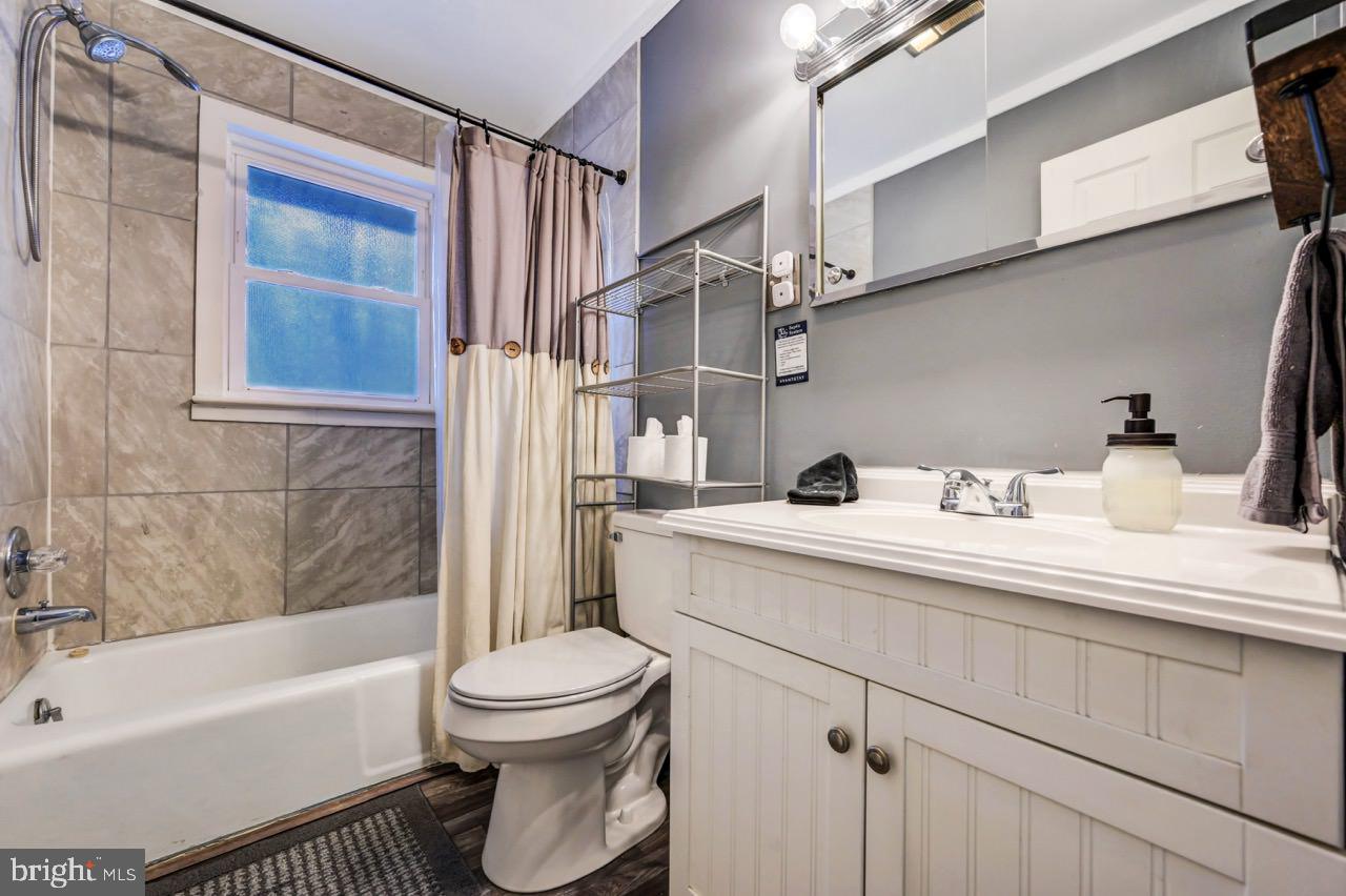 BRIER CREST WOODS - Residential