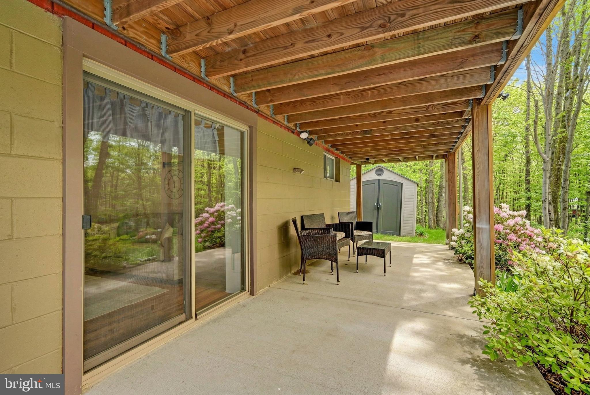 BRIER CREST WOODS - Residential