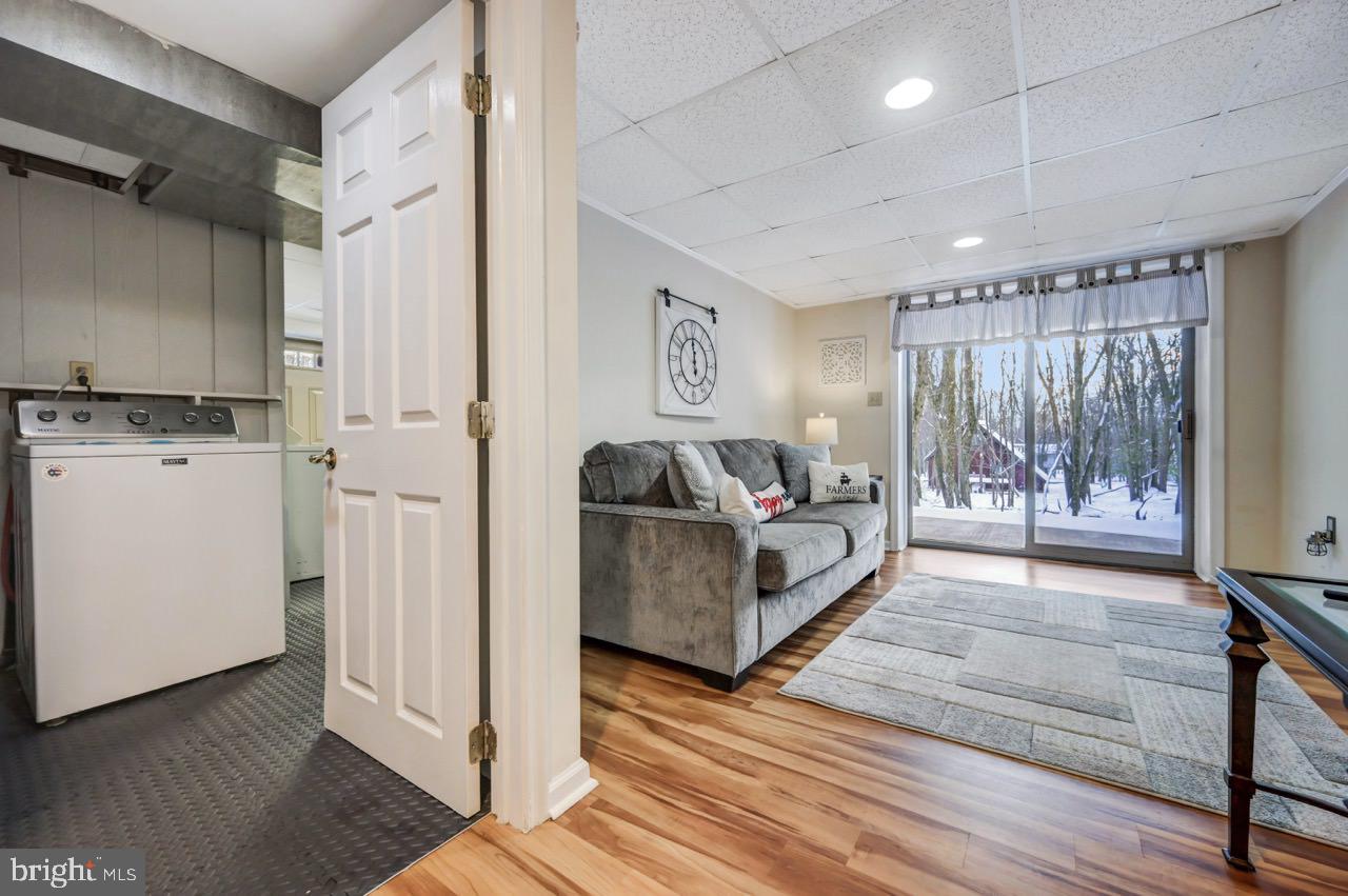 BRIER CREST WOODS - Residential