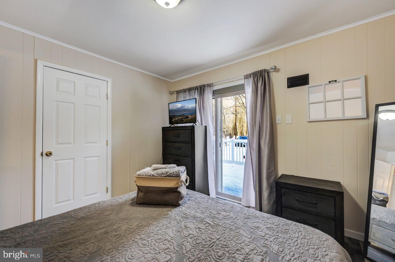 BRIER CREST WOODS - Residential