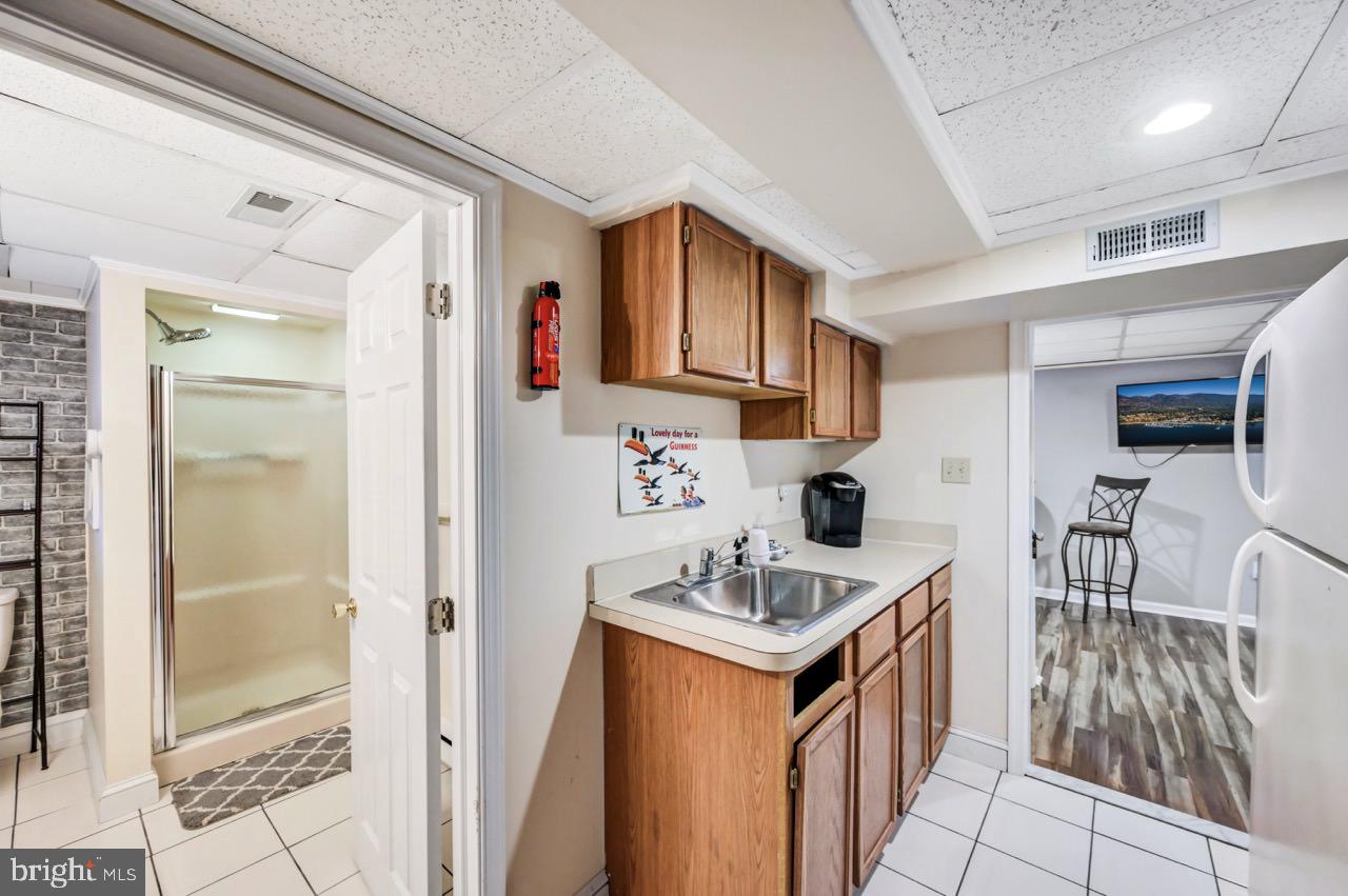 BRIER CREST WOODS - Residential