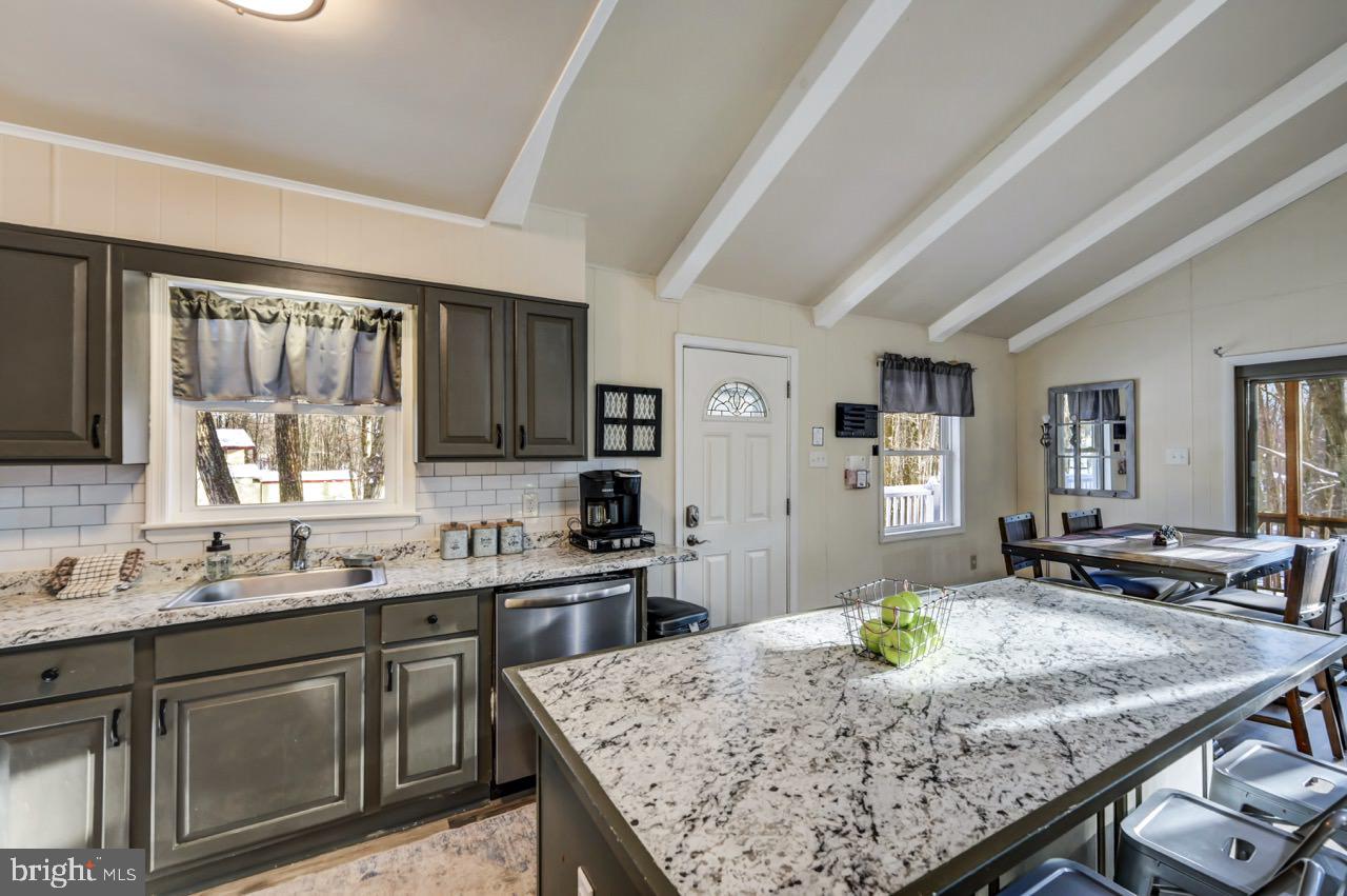 BRIER CREST WOODS - Residential