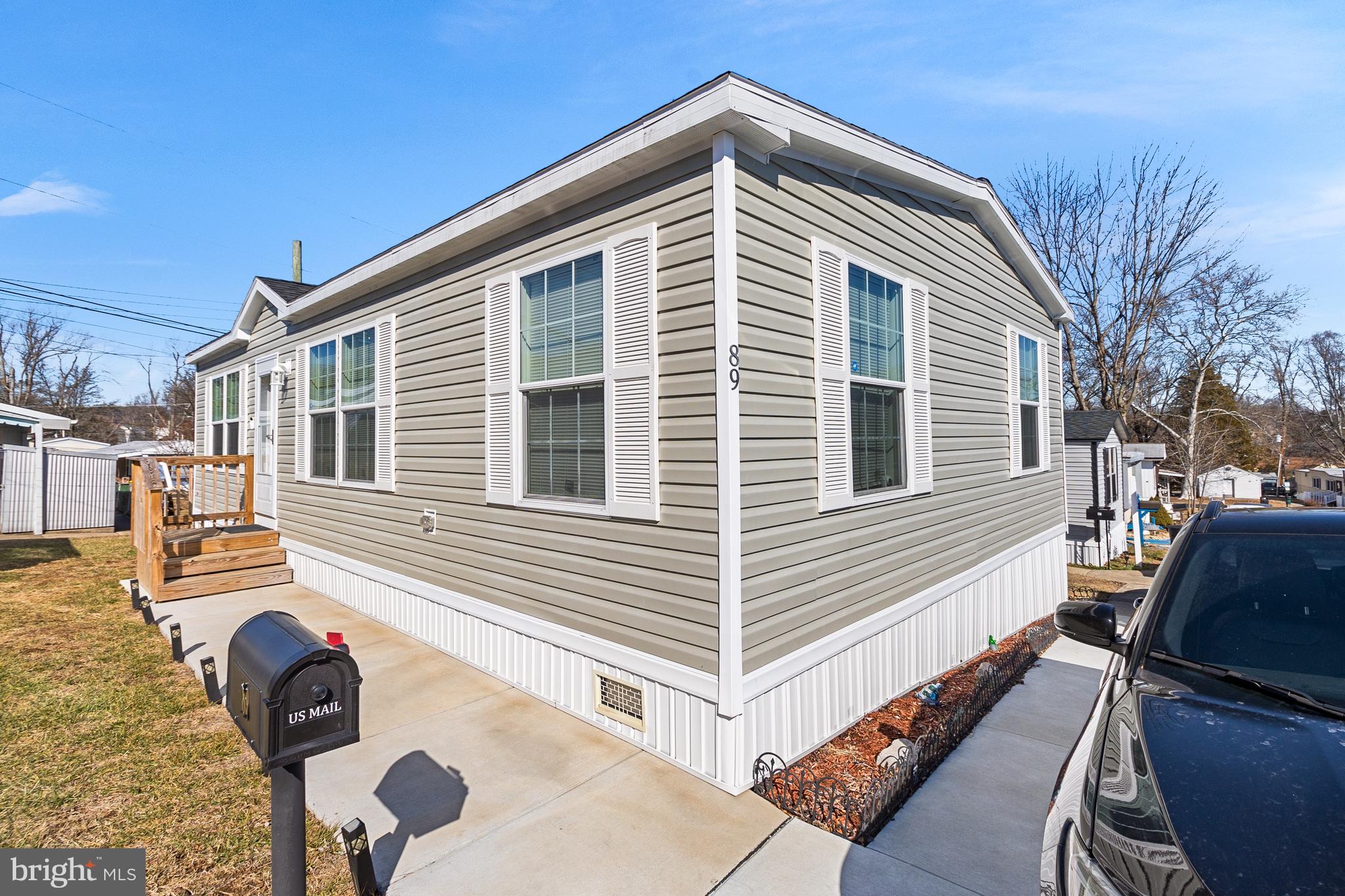 MURRAY MANOR - Residential