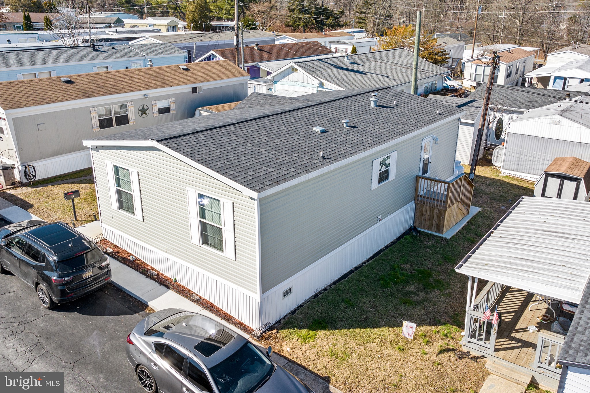 MURRAY MANOR - Residential