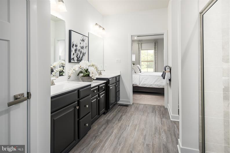 TANYARD SHORES - Residential