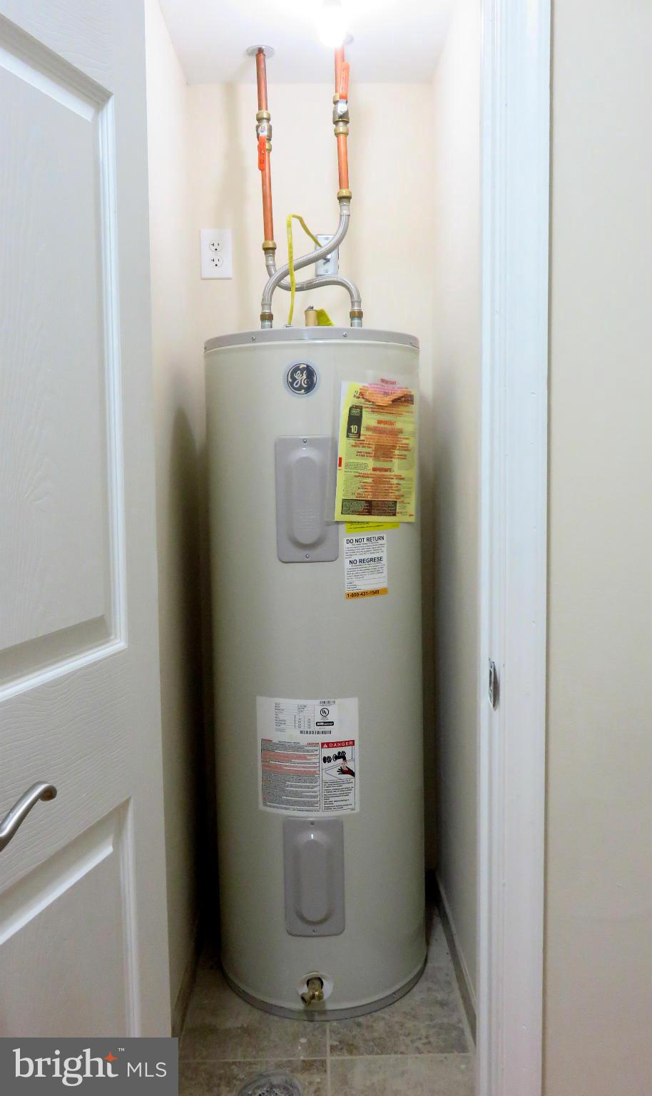 BRADDOCK ACRES - Residential