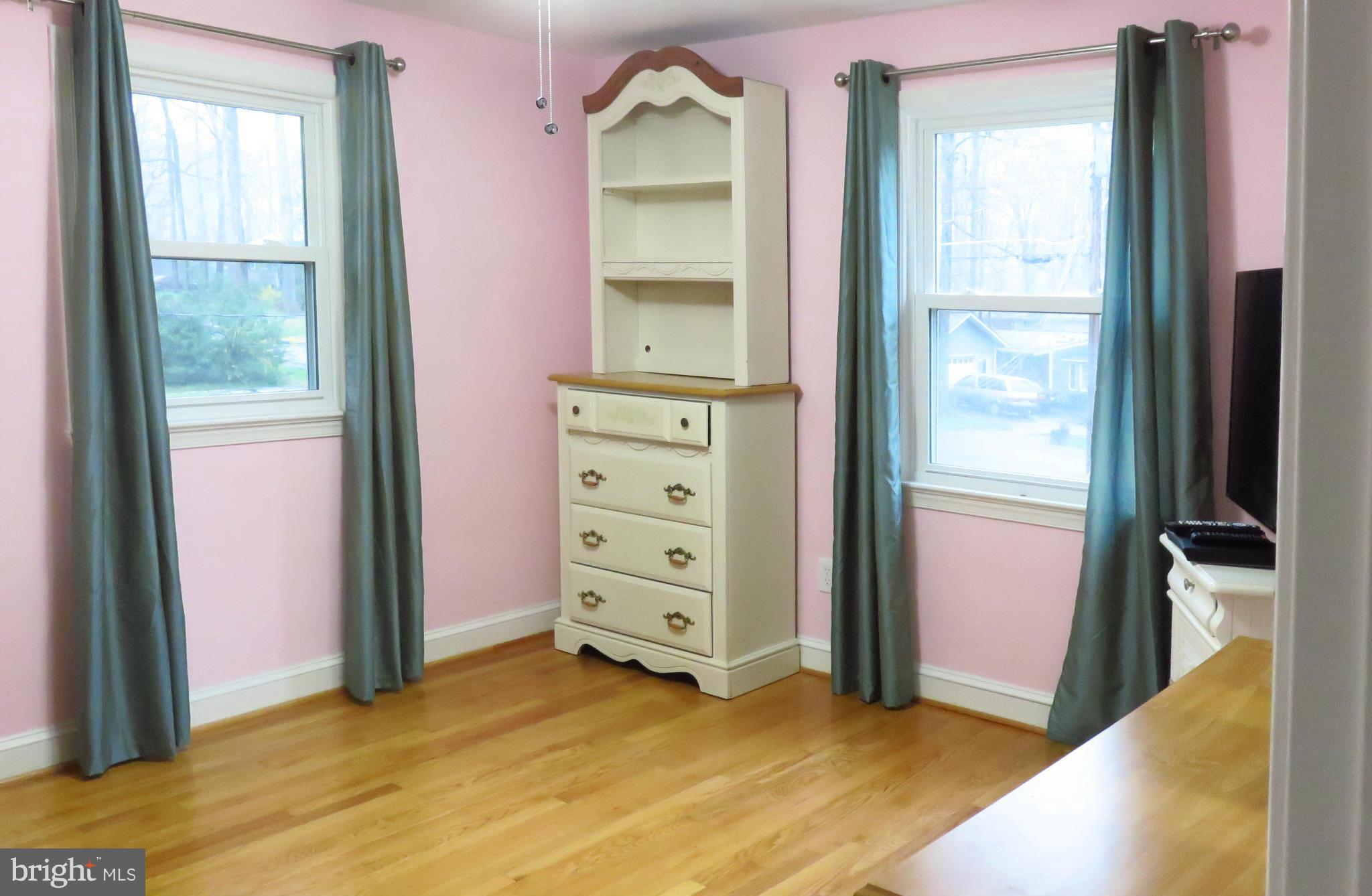 BRADDOCK ACRES - Residential