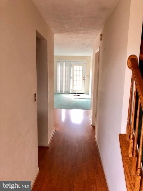 HICKORY HILLS - Residential