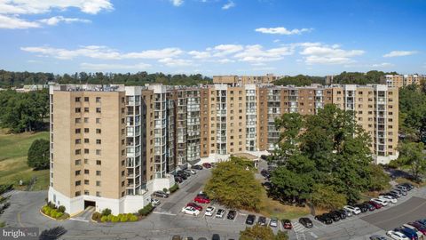 Photo of 15101 Interlachen Drive #1-1022, SILVER SPRING, MD 20906 (MLS # MDMC2200006) Photo of 15101 Interlachen Drive #1-1022, SILVER SPRING, MD 20906 (MLS # MDMC2200006)