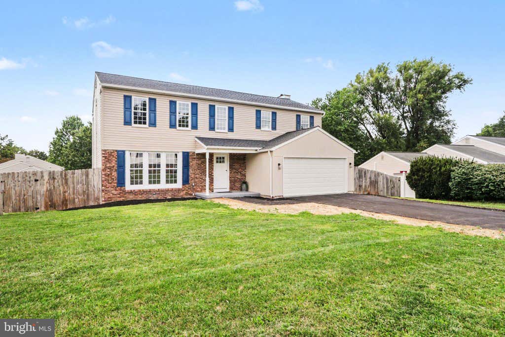 Photo of 2308 Buckingham Avenue, MECHANICSBURG, PA 17055 (MLS # PACB2057744)