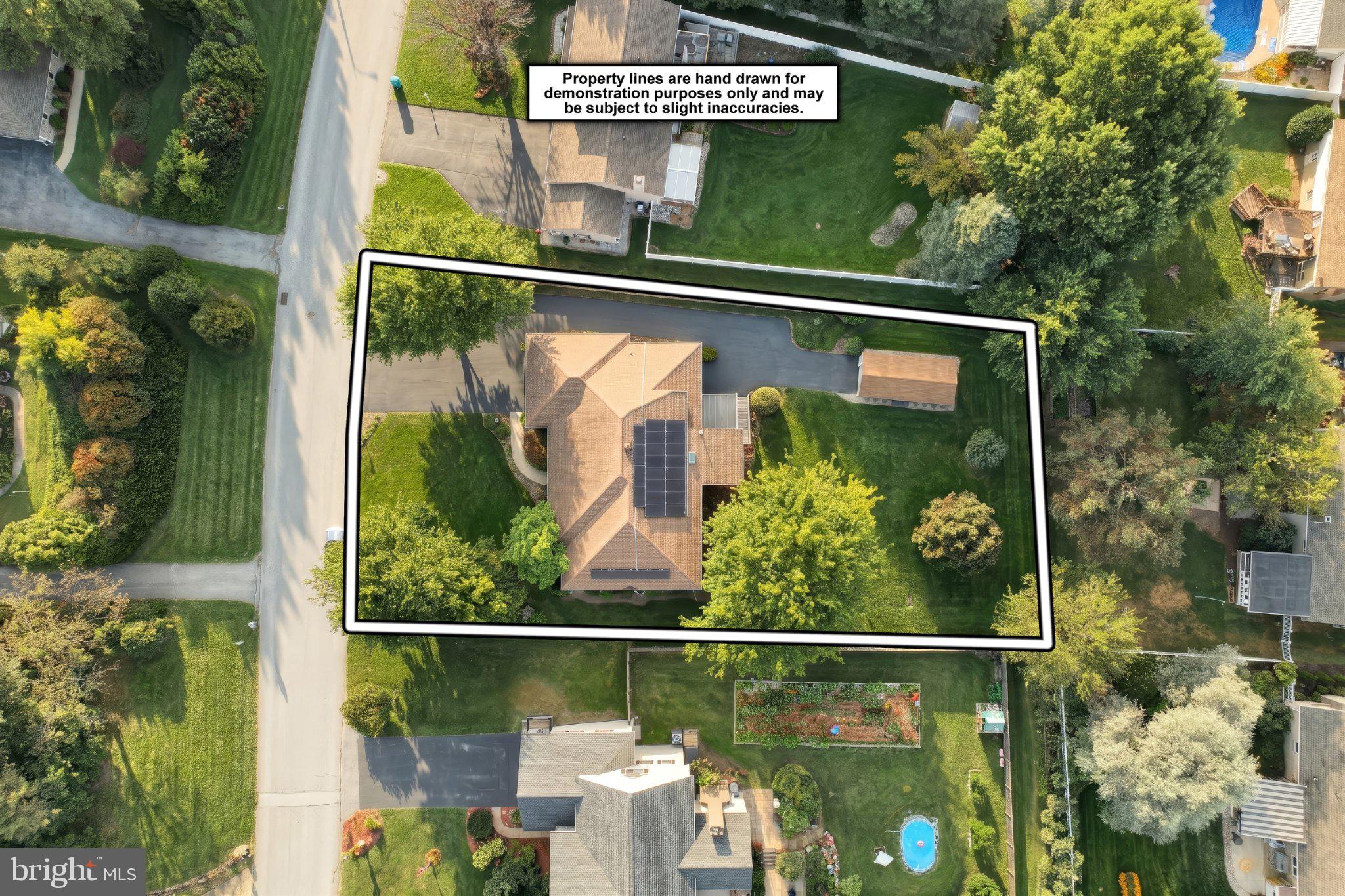 1022 WOODRIDGE ROAD