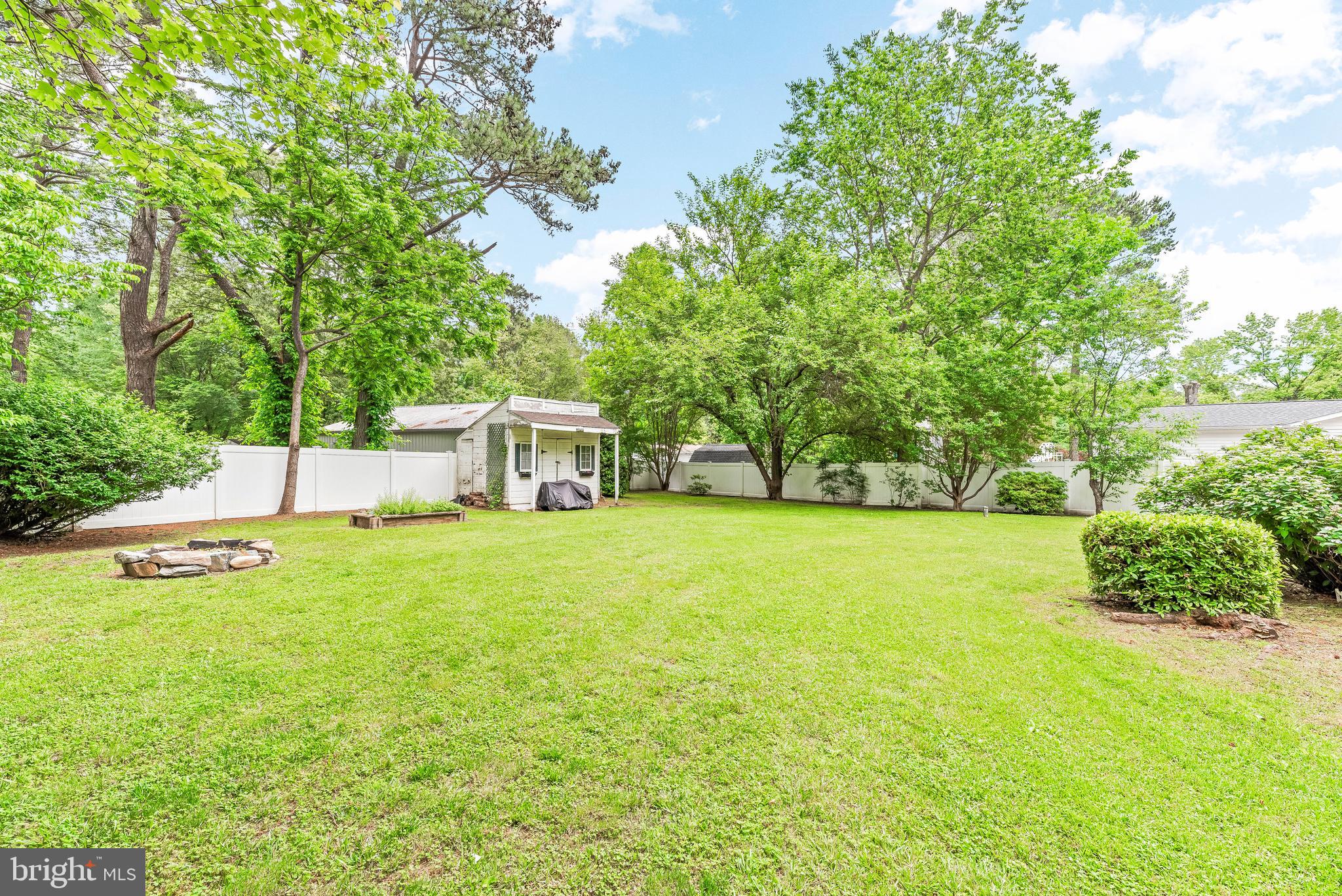 RUSTIC HILLS - Residential