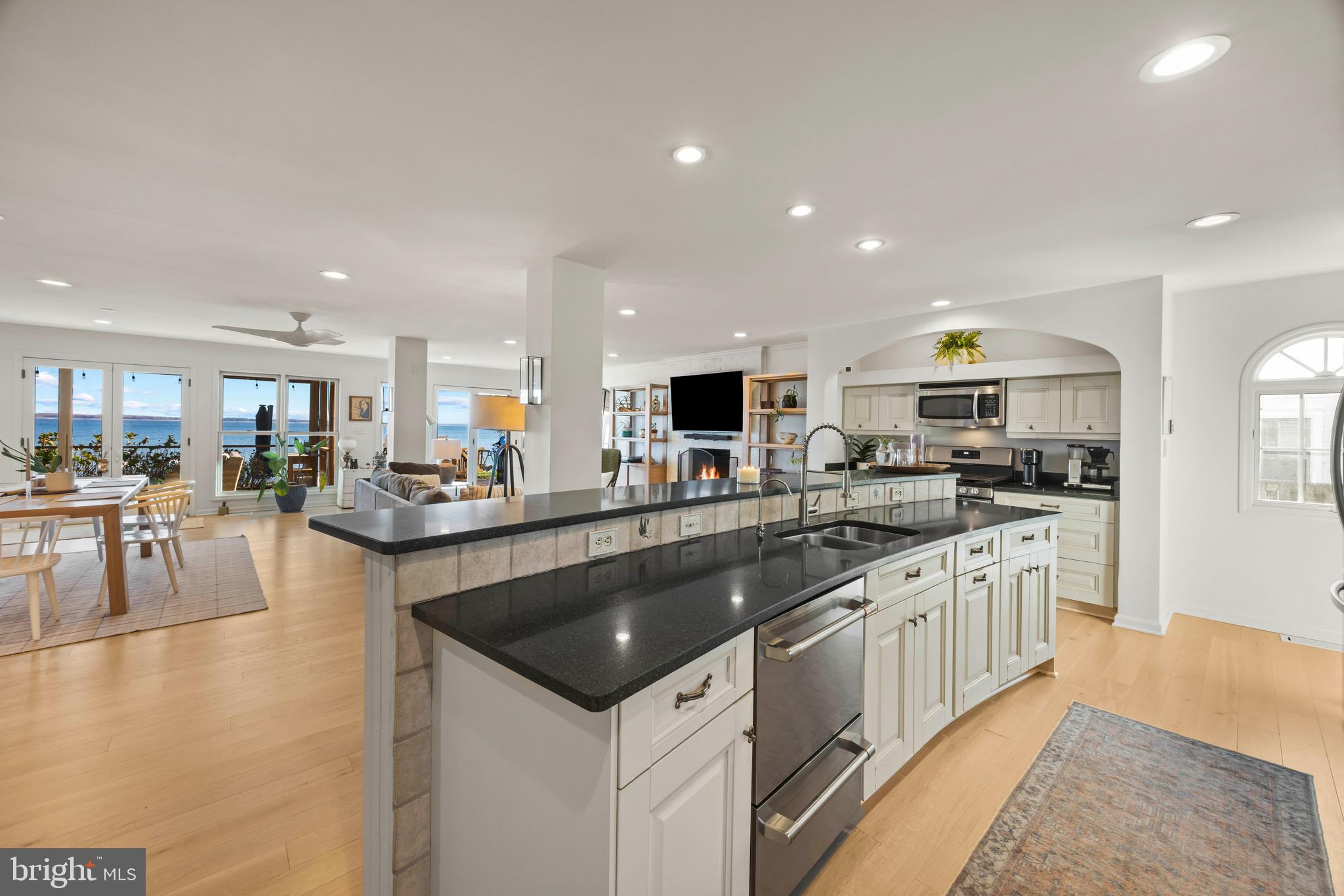 CLOVERFIELDS - Residential