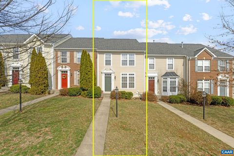 Townhouse For Sale - 343 Rolkin Rd Rd<br/> Albemarle County, CHARLOTTESVILLE, VA 22911