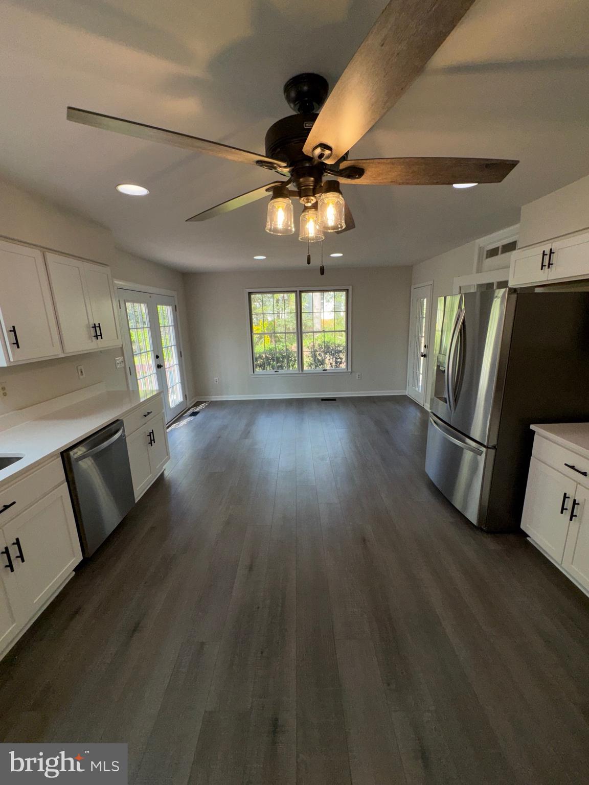 LAKE WILDERNESS - Residential