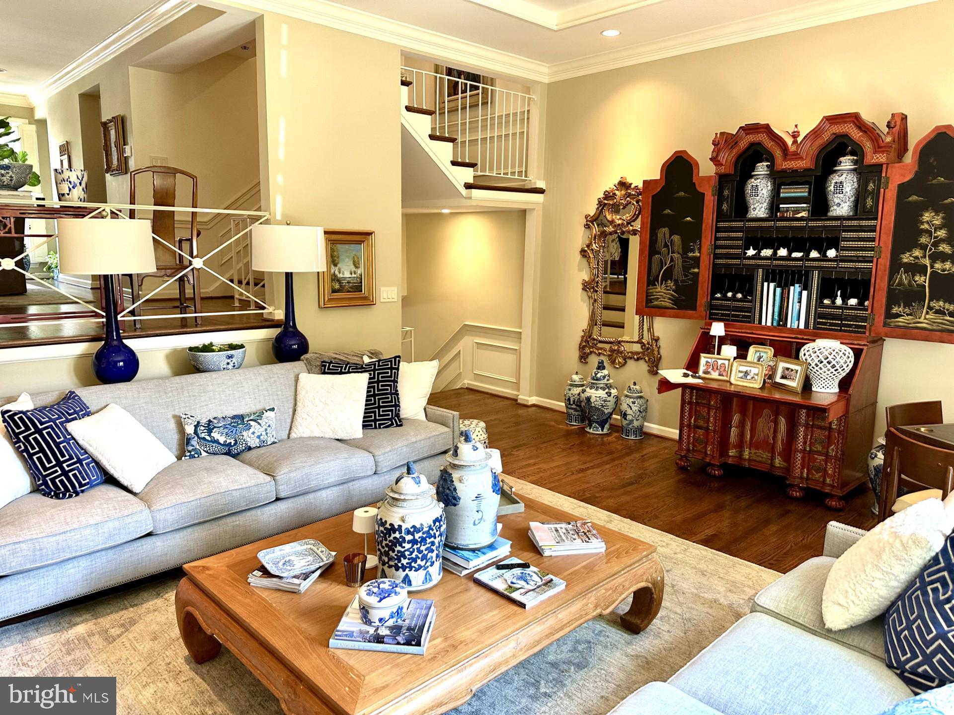 OLD TOWN ALEXANDRIA - Residential