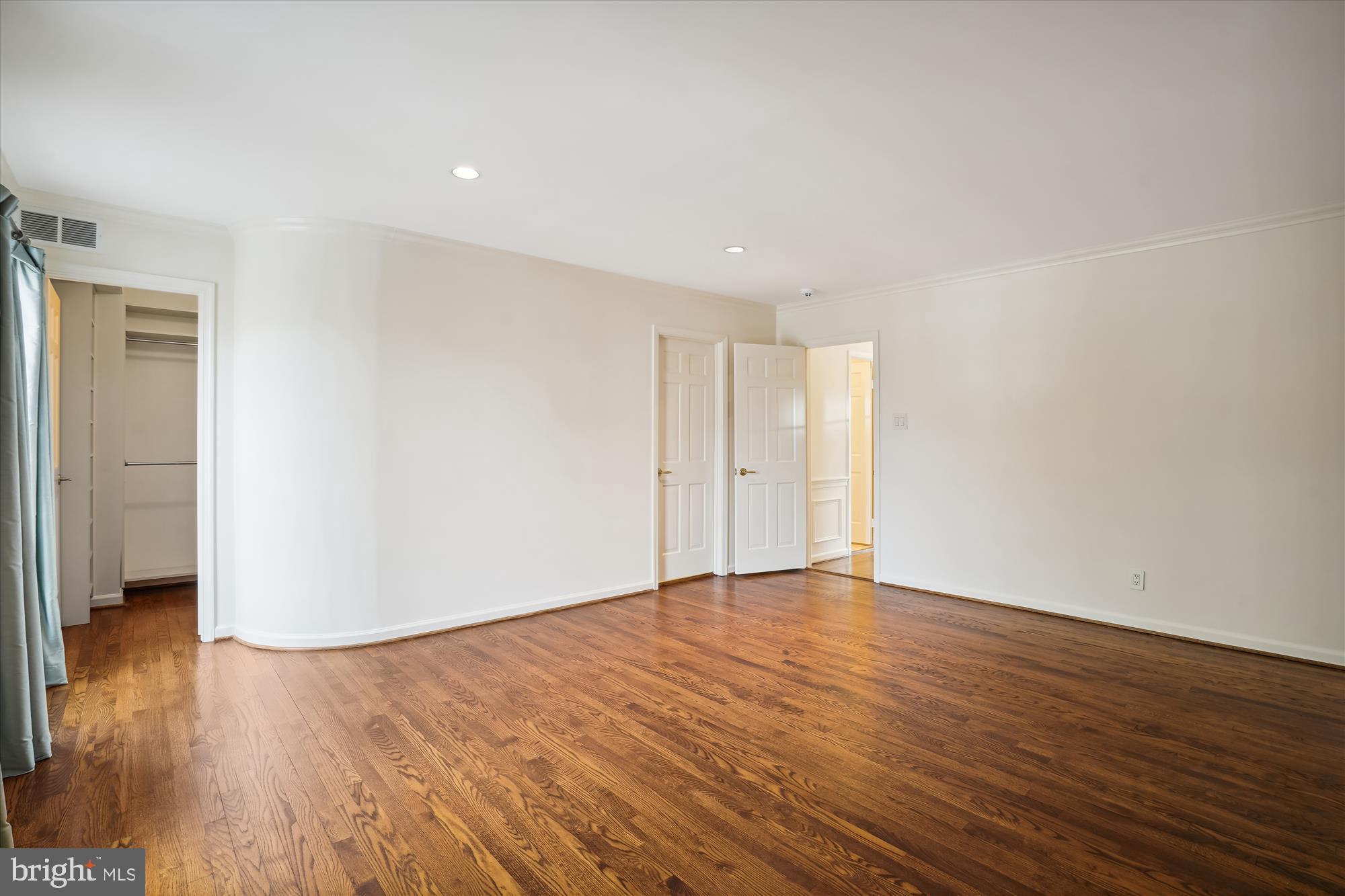 OLD TOWN ALEXANDRIA - Residential