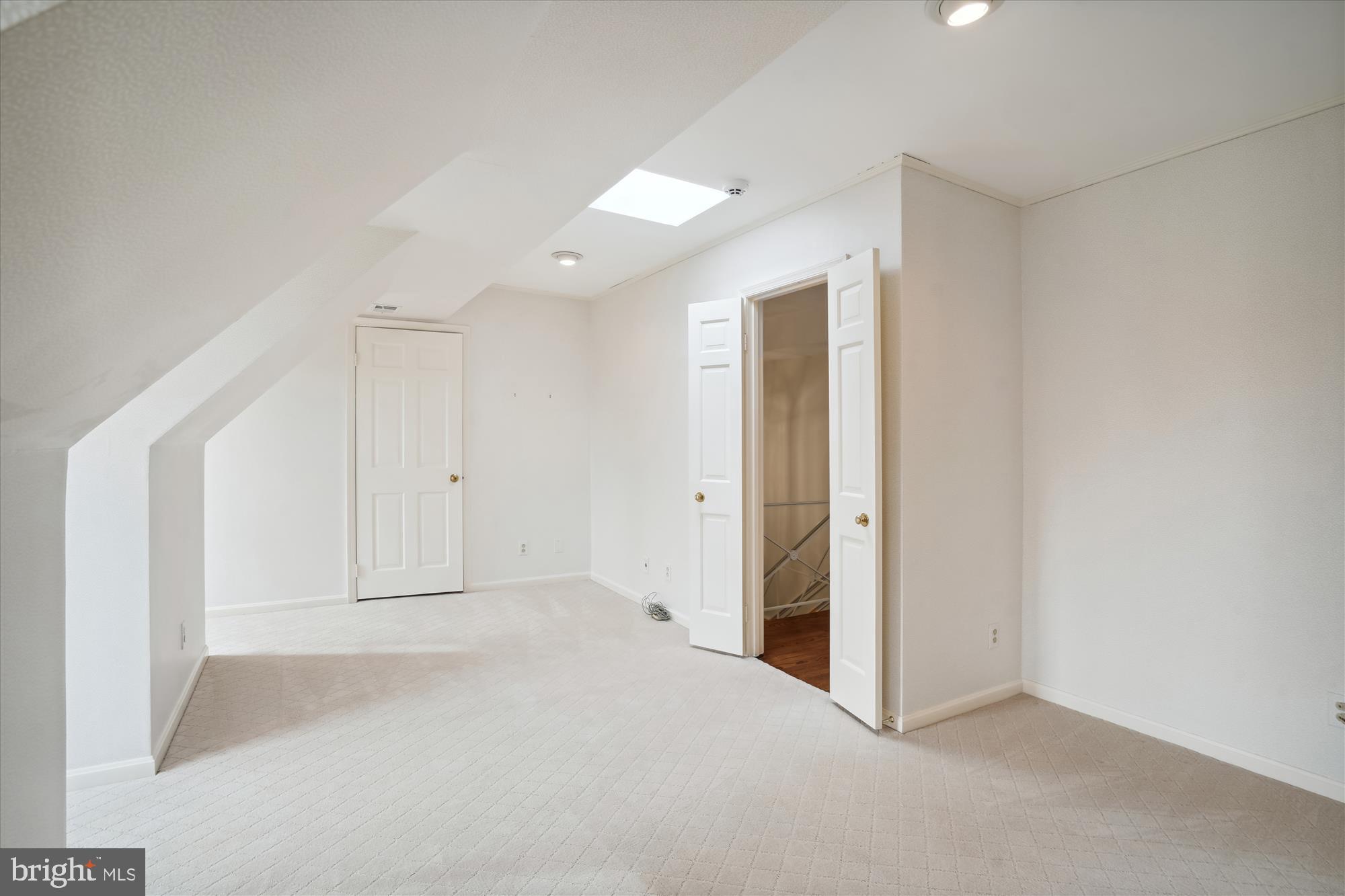 OLD TOWN ALEXANDRIA - Residential