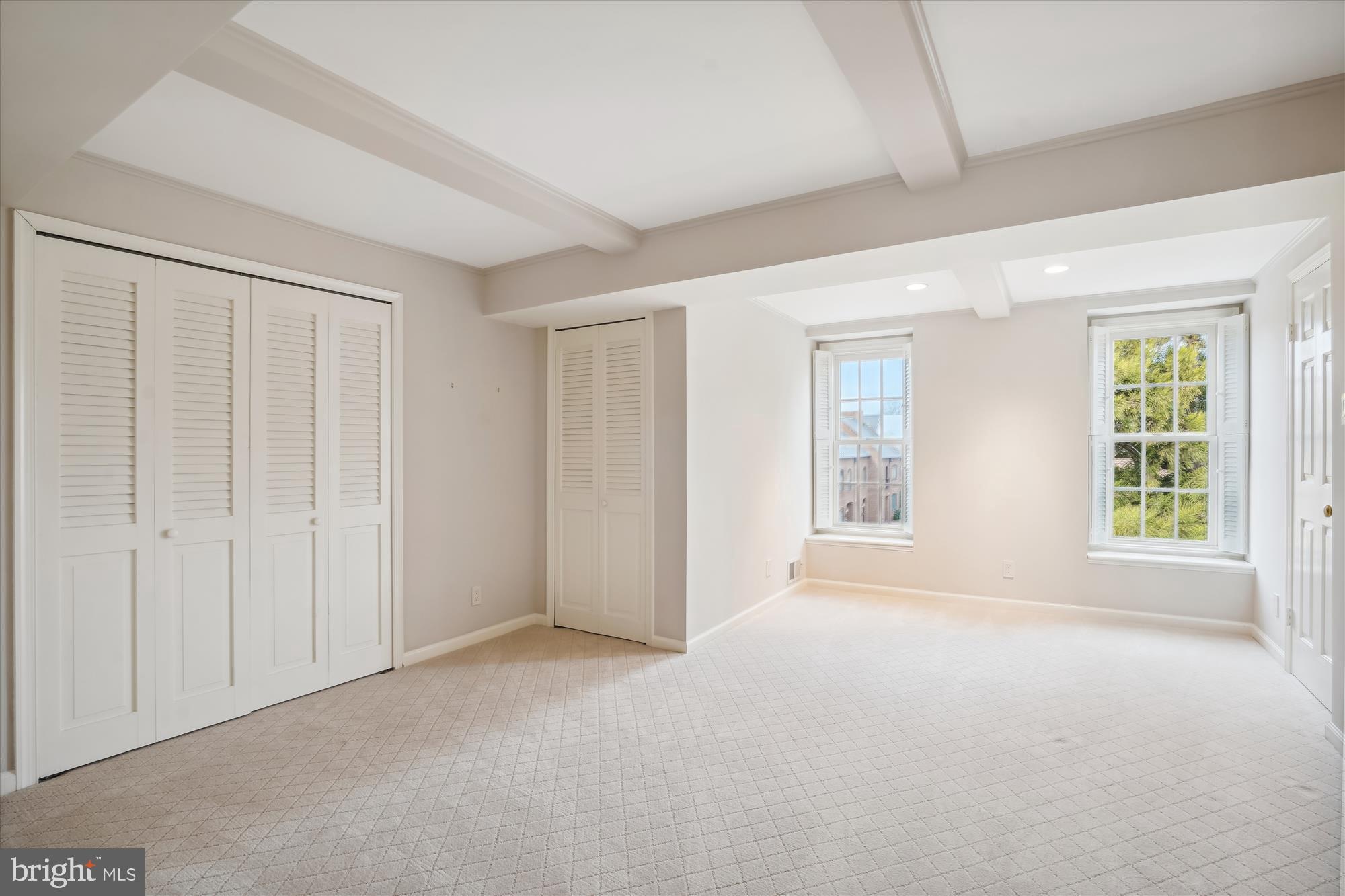 OLD TOWN ALEXANDRIA - Residential