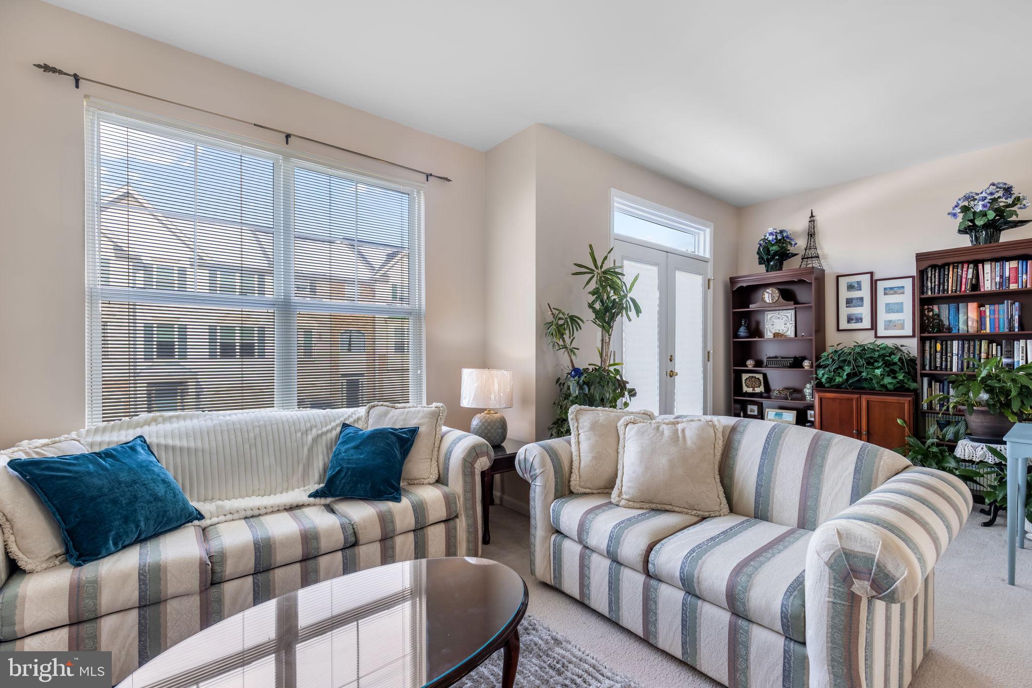 SOUTH RIDING - Residential