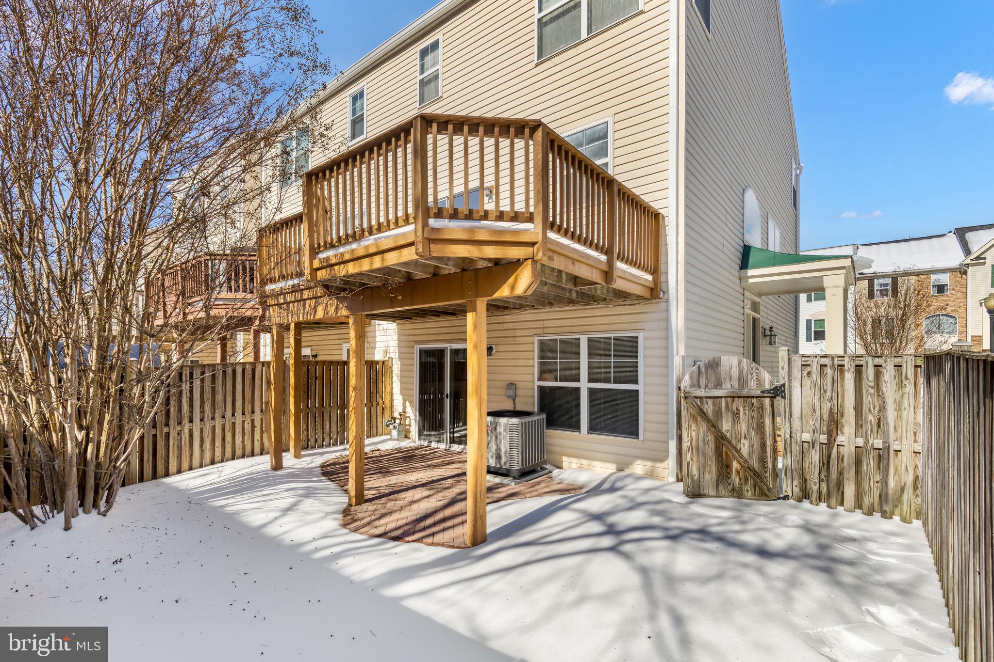 SOUTH RIDING - Residential