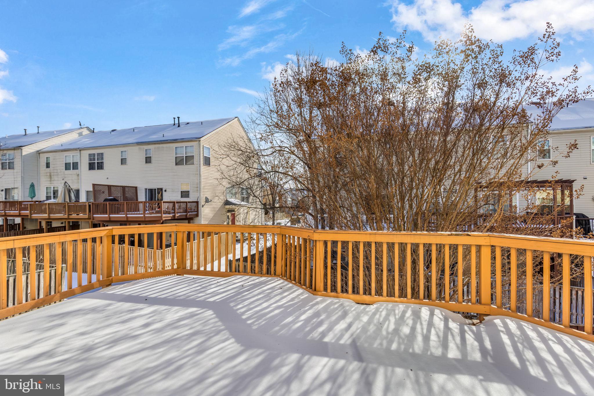 SOUTH RIDING - Residential