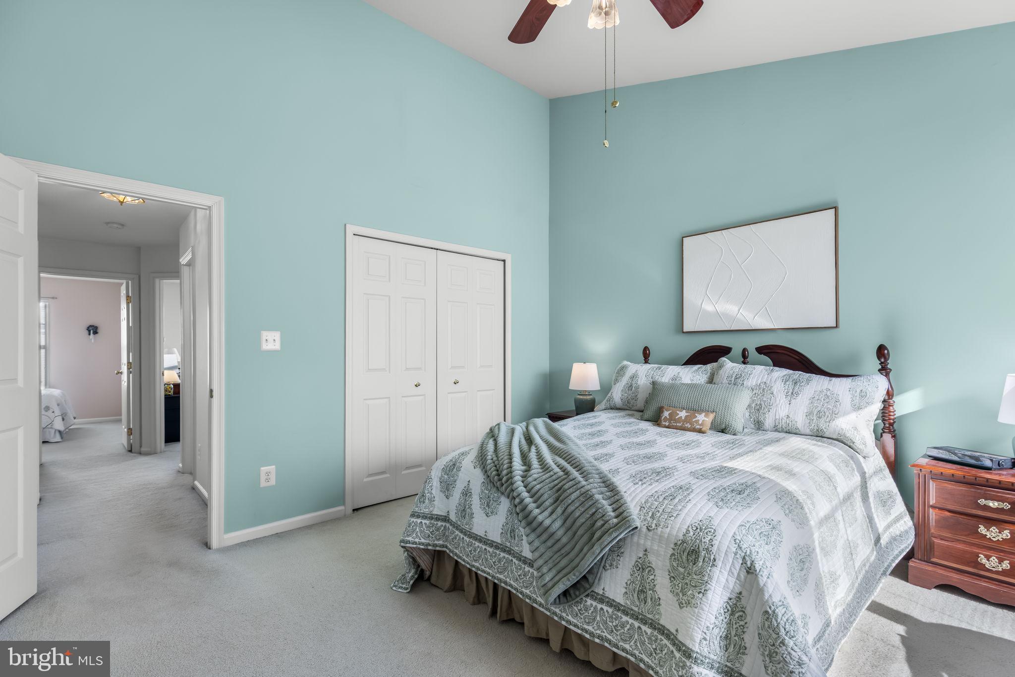 SOUTH RIDING - Residential