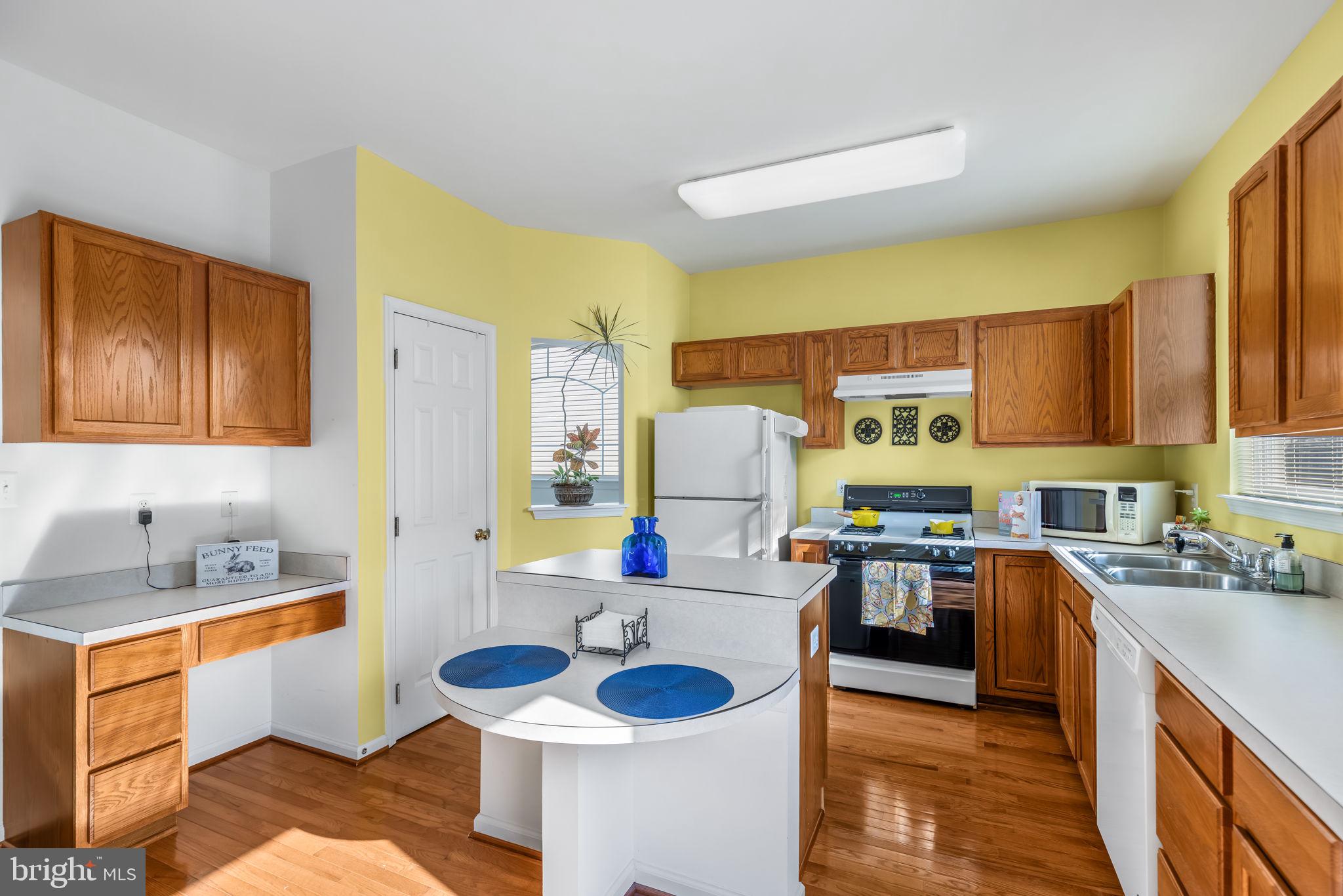 SOUTH RIDING - Residential