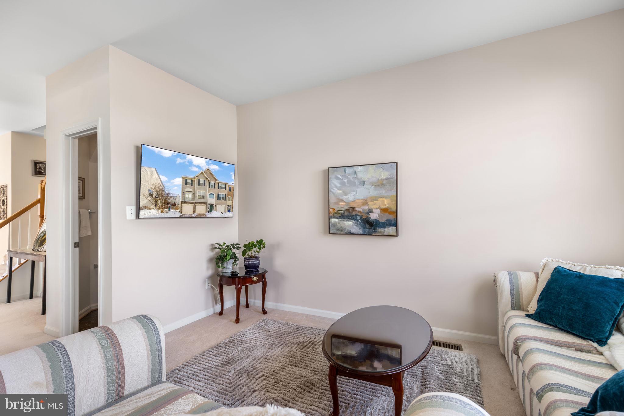 SOUTH RIDING - Residential