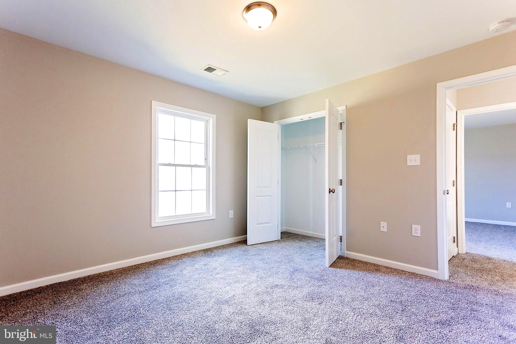 RED HILL - Residential