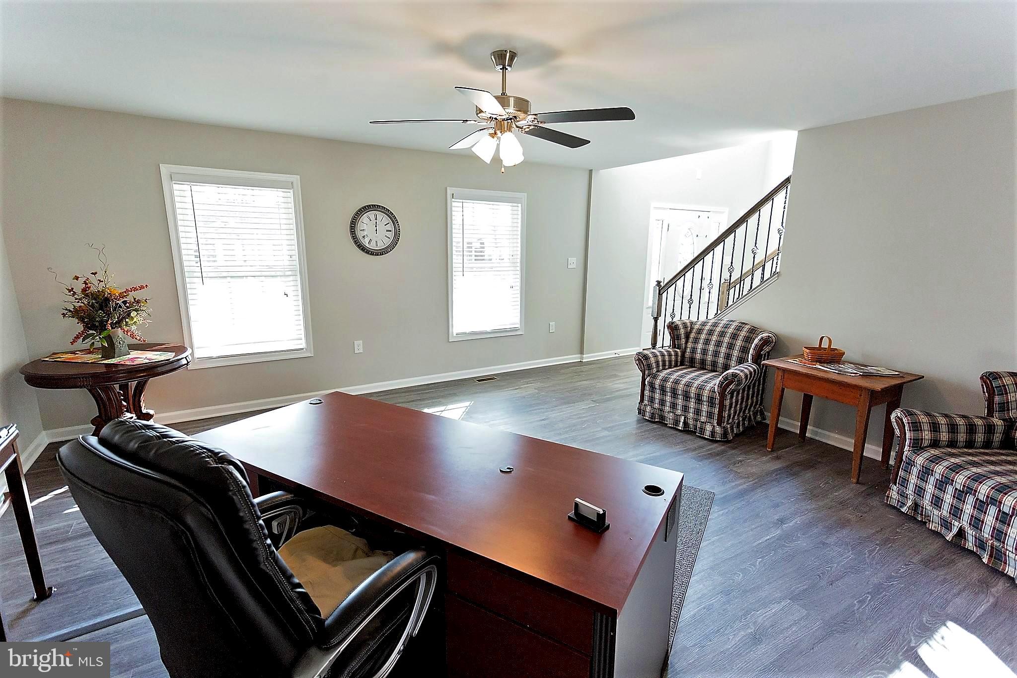 RED HILL - Residential