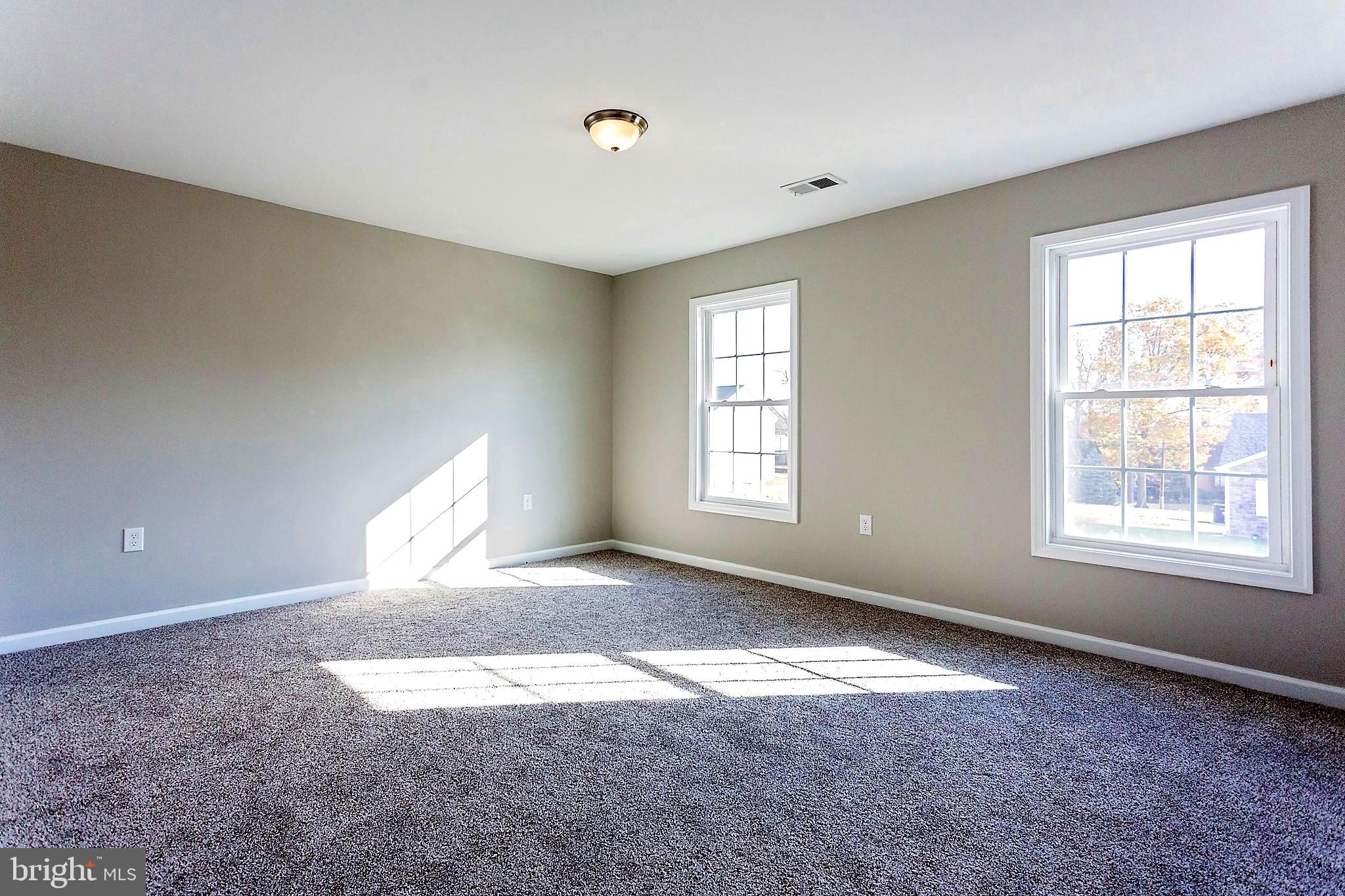 RED HILL - Residential