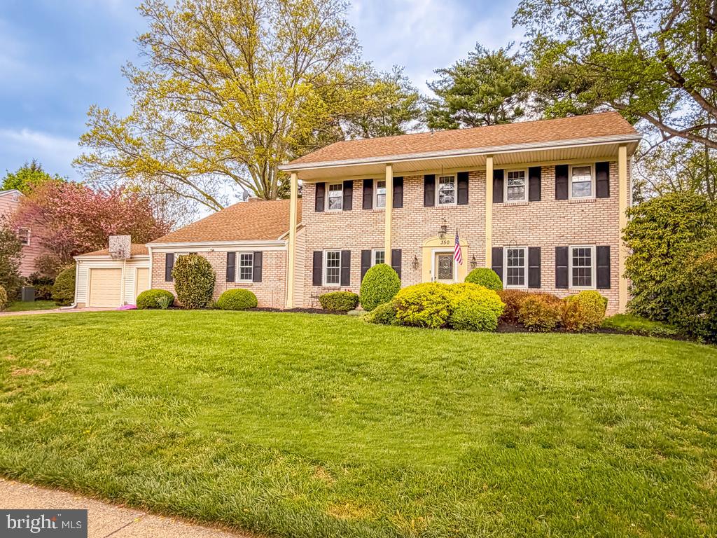 PARK TOWN ESTATES - Residential