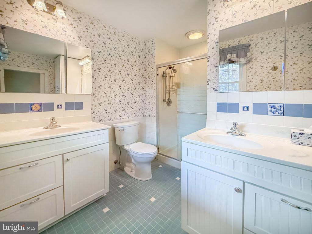 PARK TOWN ESTATES - Residential