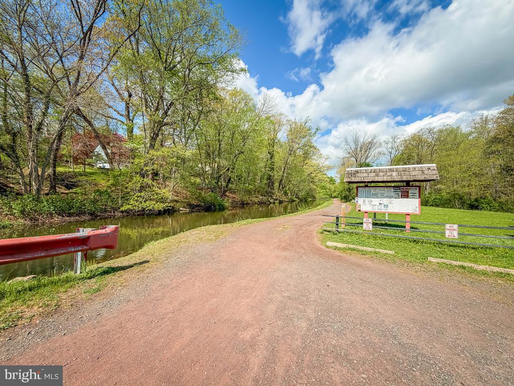 PARK TOWN ESTATES - Residential