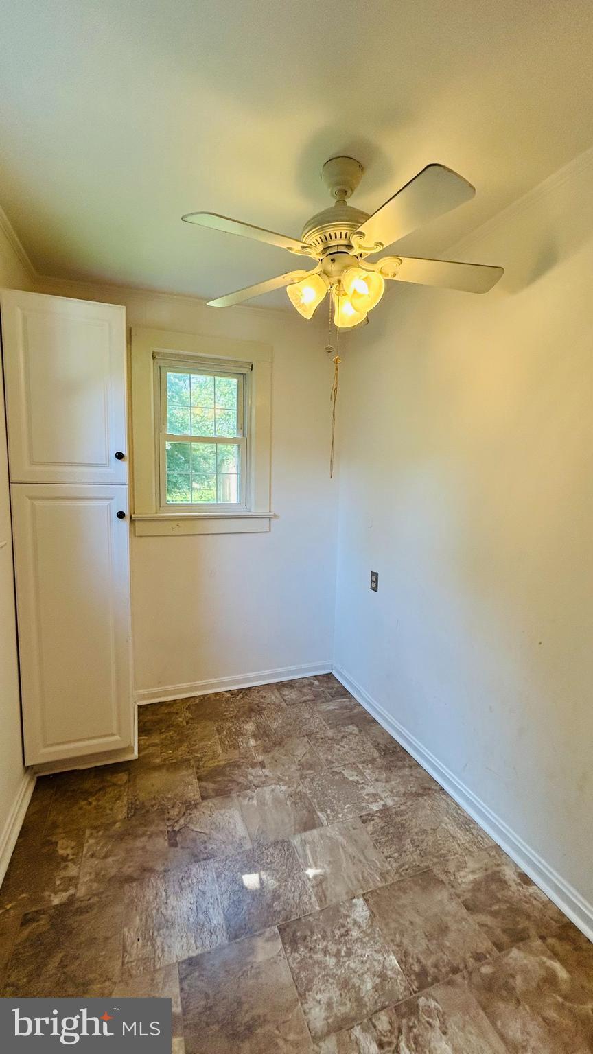 COURTLAND HEIGHTS - Residential Lease